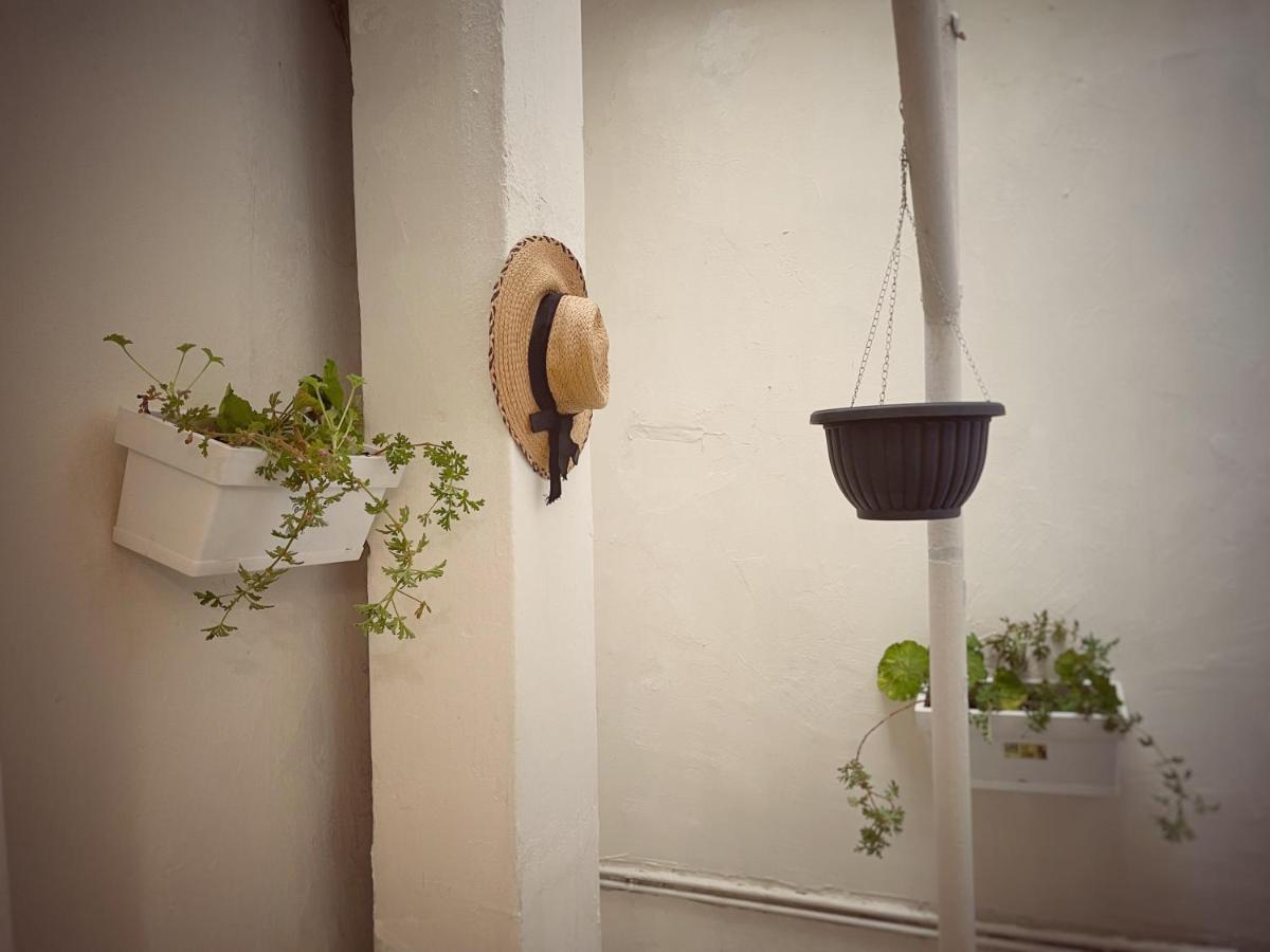 Veggera Apt Athens Center,Petralona Station エクステリア 写真